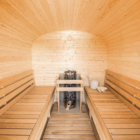 Awesome In With Sauna Casa de Férias *