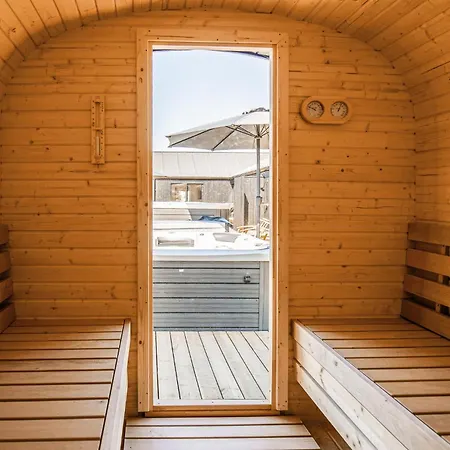 Awesome In With Sauna